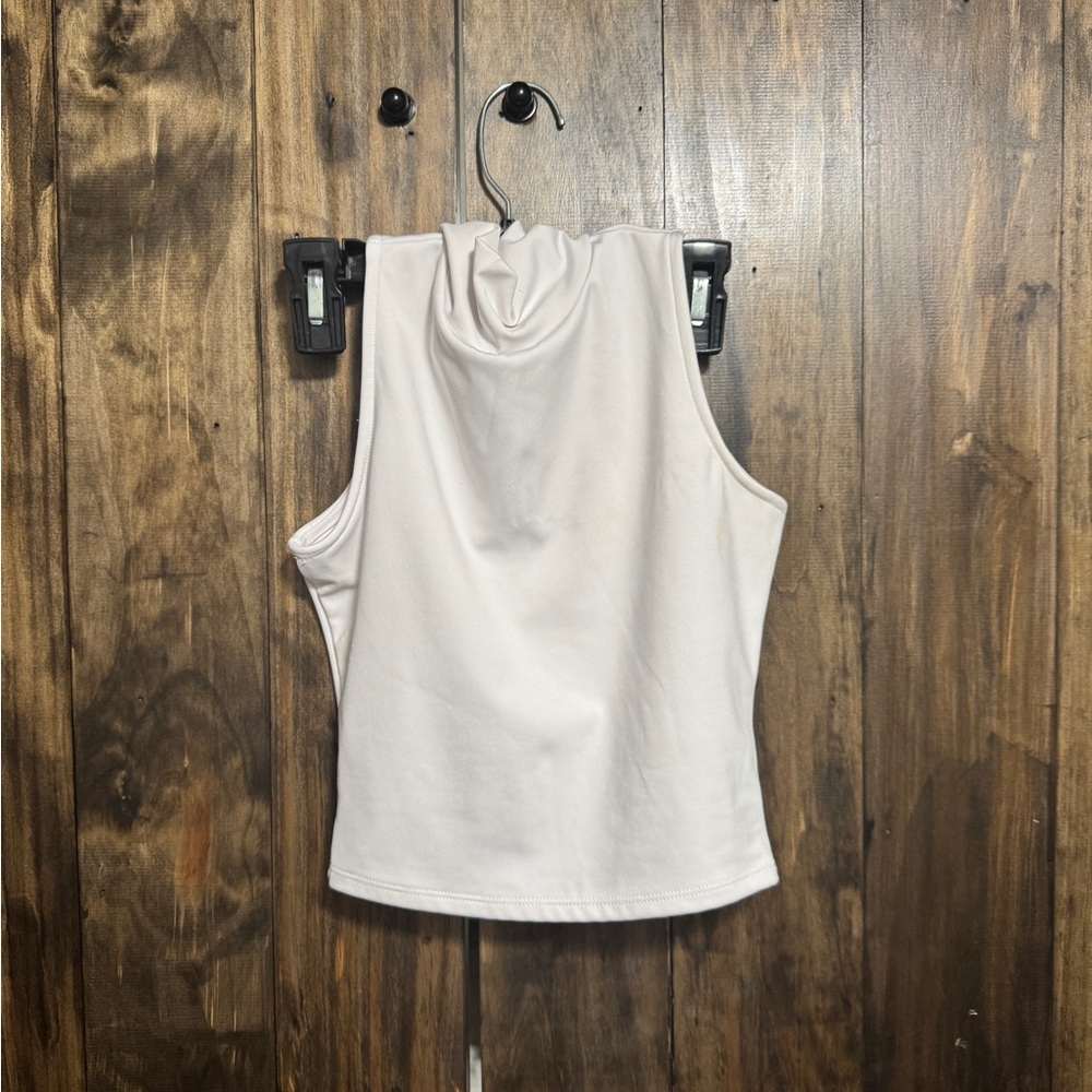 Bar III sleeveless turtle neck xxs | 3 for $30